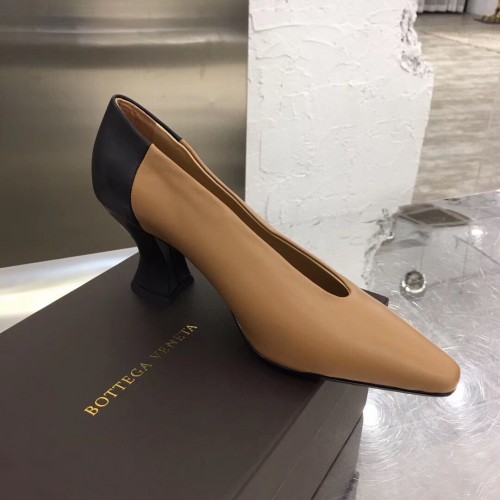 Replica Bottega Veneta Almond Bicolor Pumps In Nude Nappa Leather